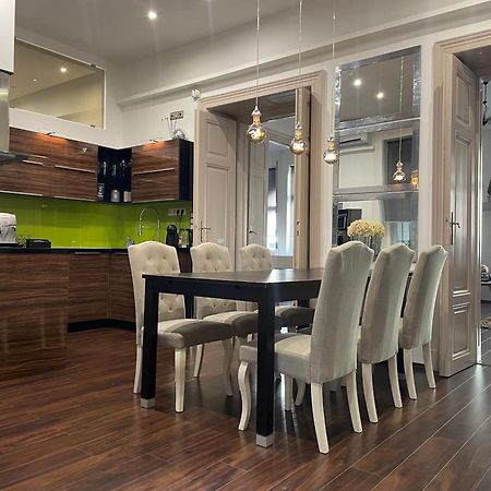 St3 Apartman Segedyn Zewnętrze zdjęcie