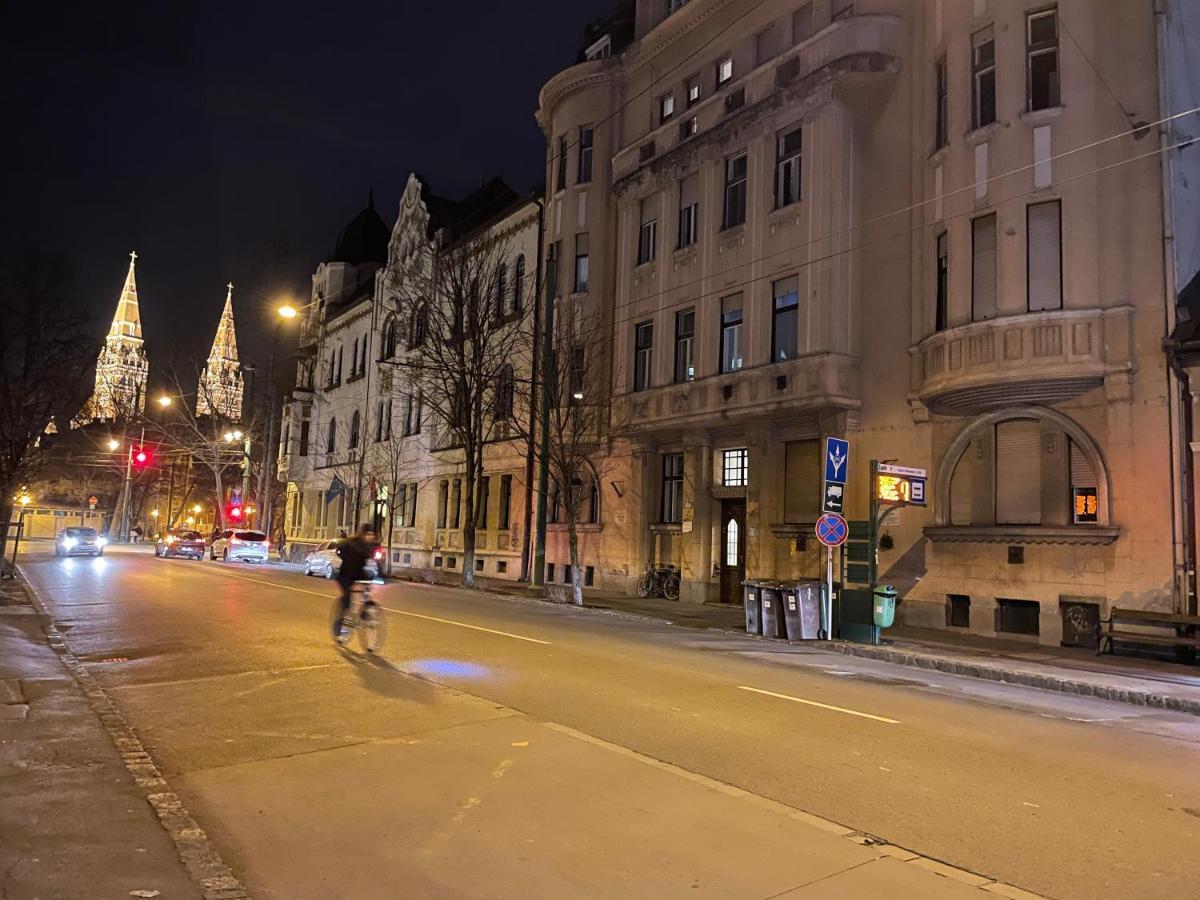 St3 Apartman Segedyn Zewnętrze zdjęcie