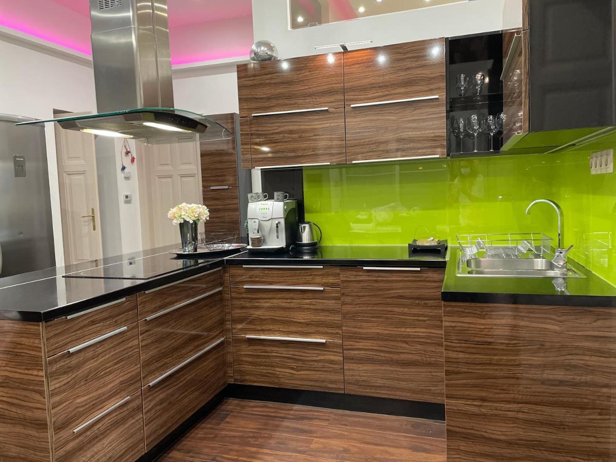 St3 Apartman Segedyn Zewnętrze zdjęcie